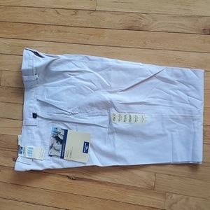 Dockers Khaki